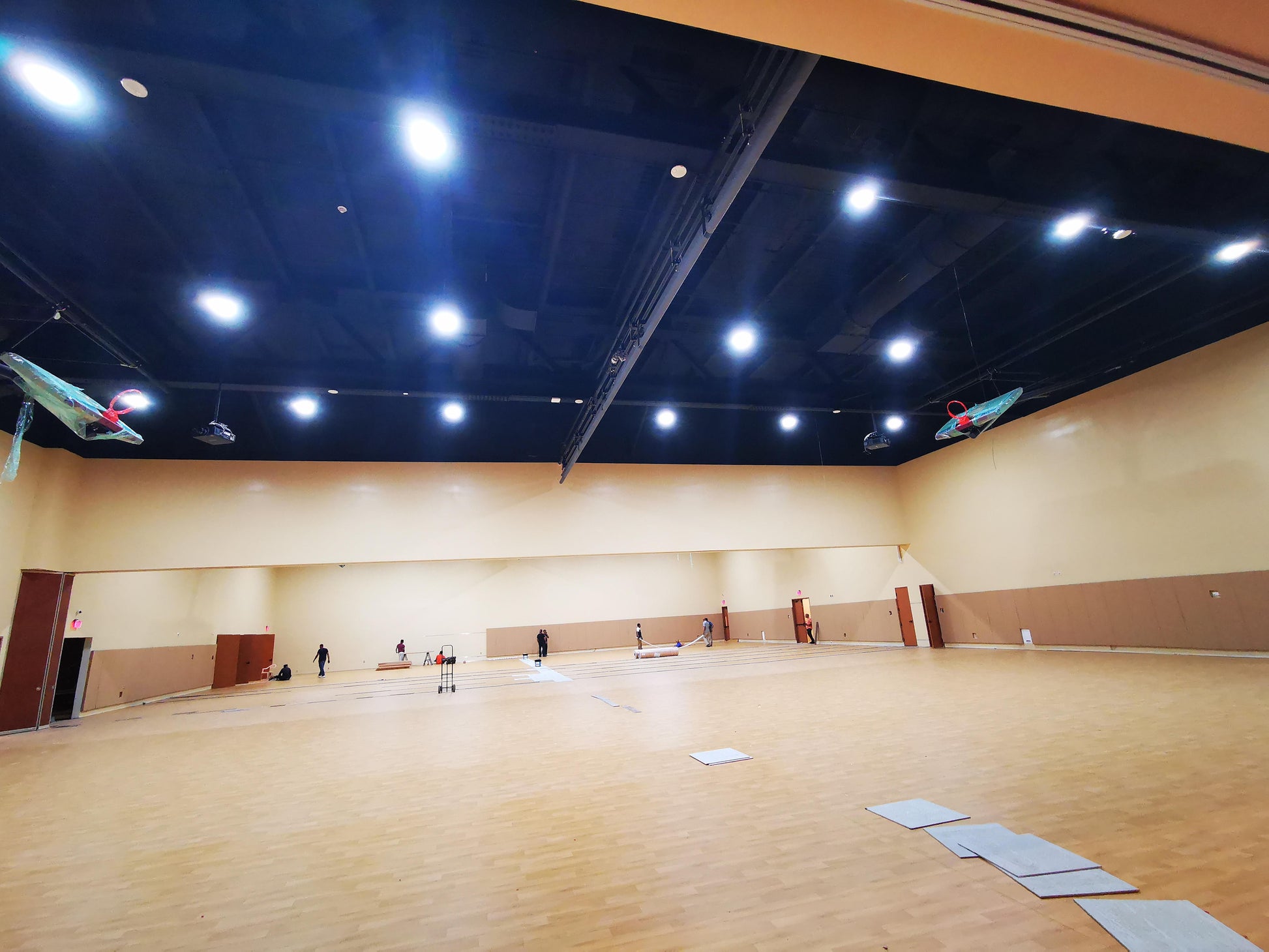 Large indoor sports hall with UFO LED High Bay Lighting